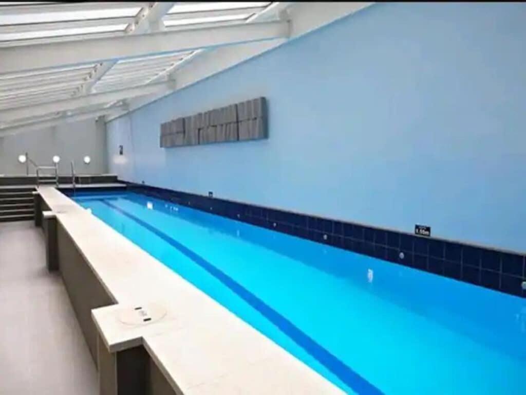 Lovely Bright Apartment With Balcony Pool And Gym Окленд Экстерьер фото